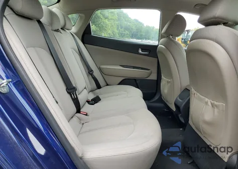 2018 Kia Optima Lx from USA, damaged, VIN 5XXGT4L3XJG268511